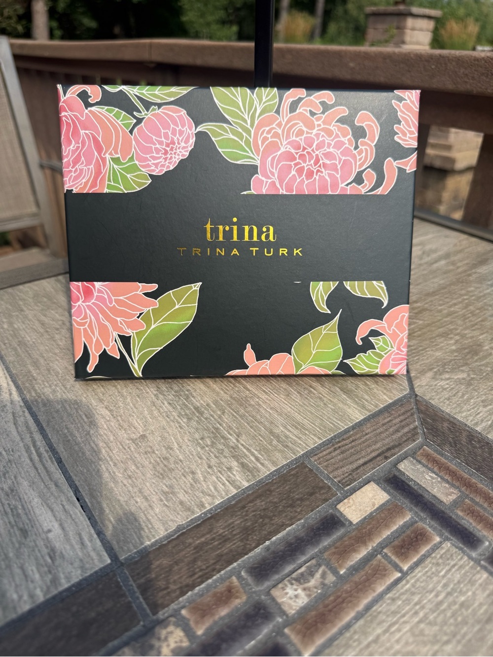 NIB Trina Turk Black Quilted Travel Gift Set Passport and Luggage Tag - Picture 2 of 4
